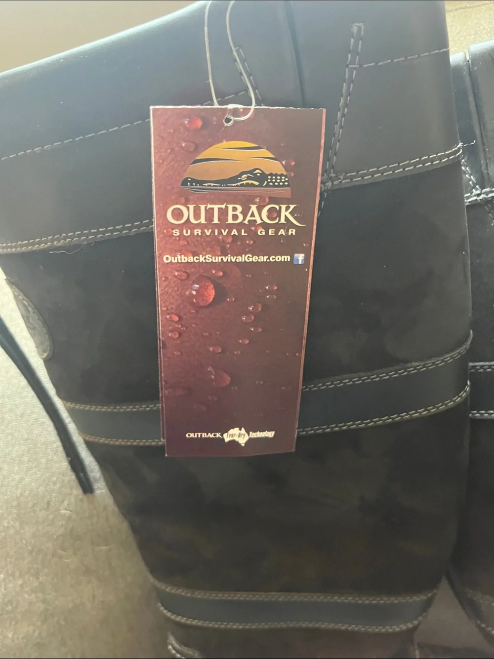 NWT Town and Country Outback boots sz US W 9.5 / UK 7